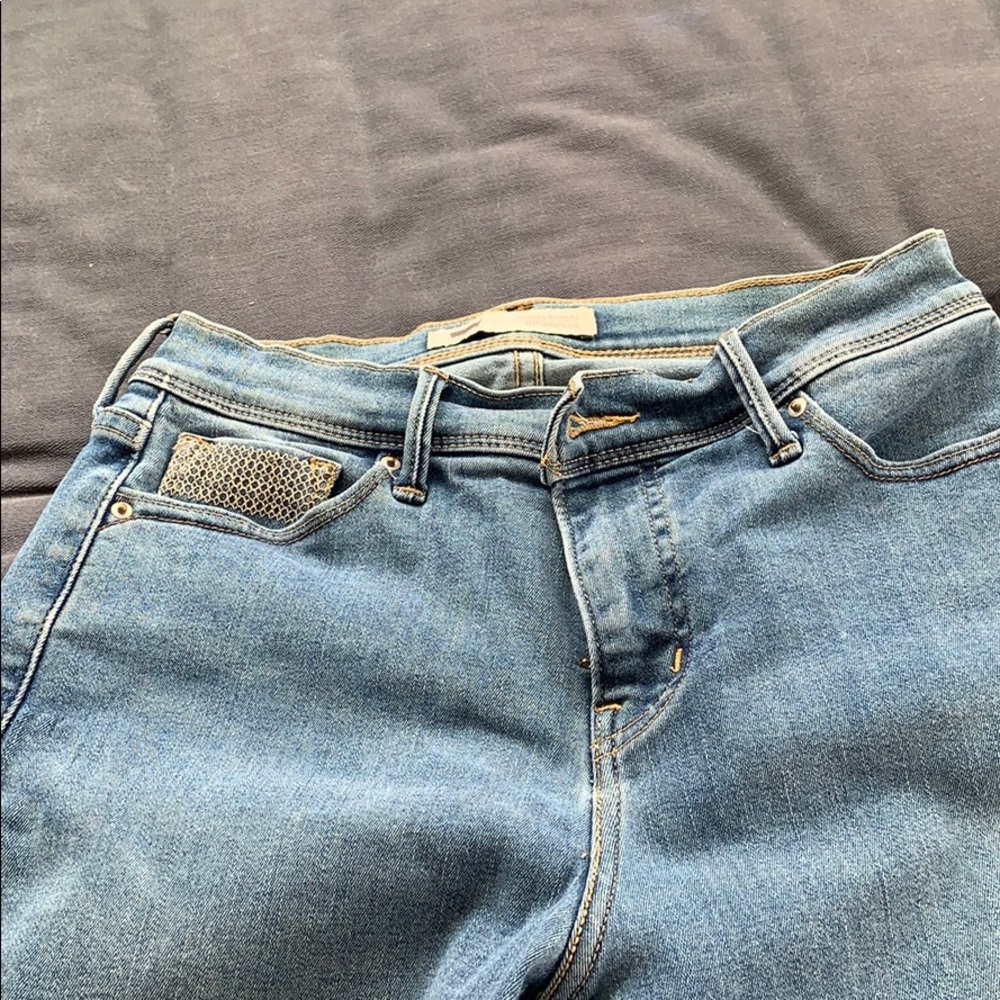 jeans